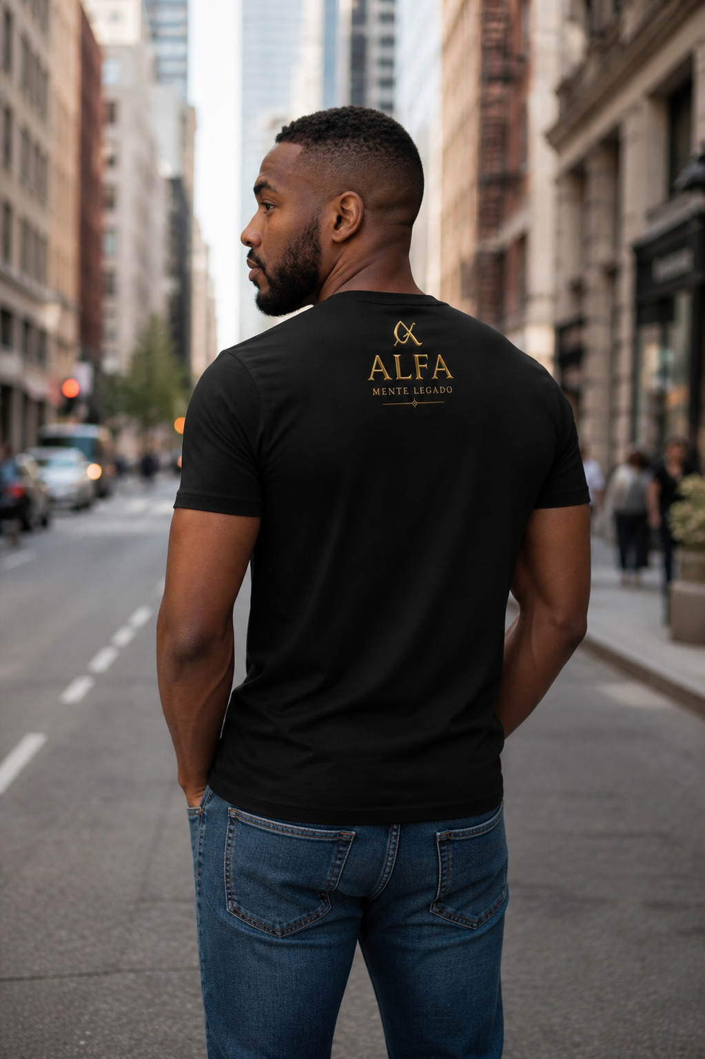 CAMISETA  ALFA — Viste actitud. Impone presencia.